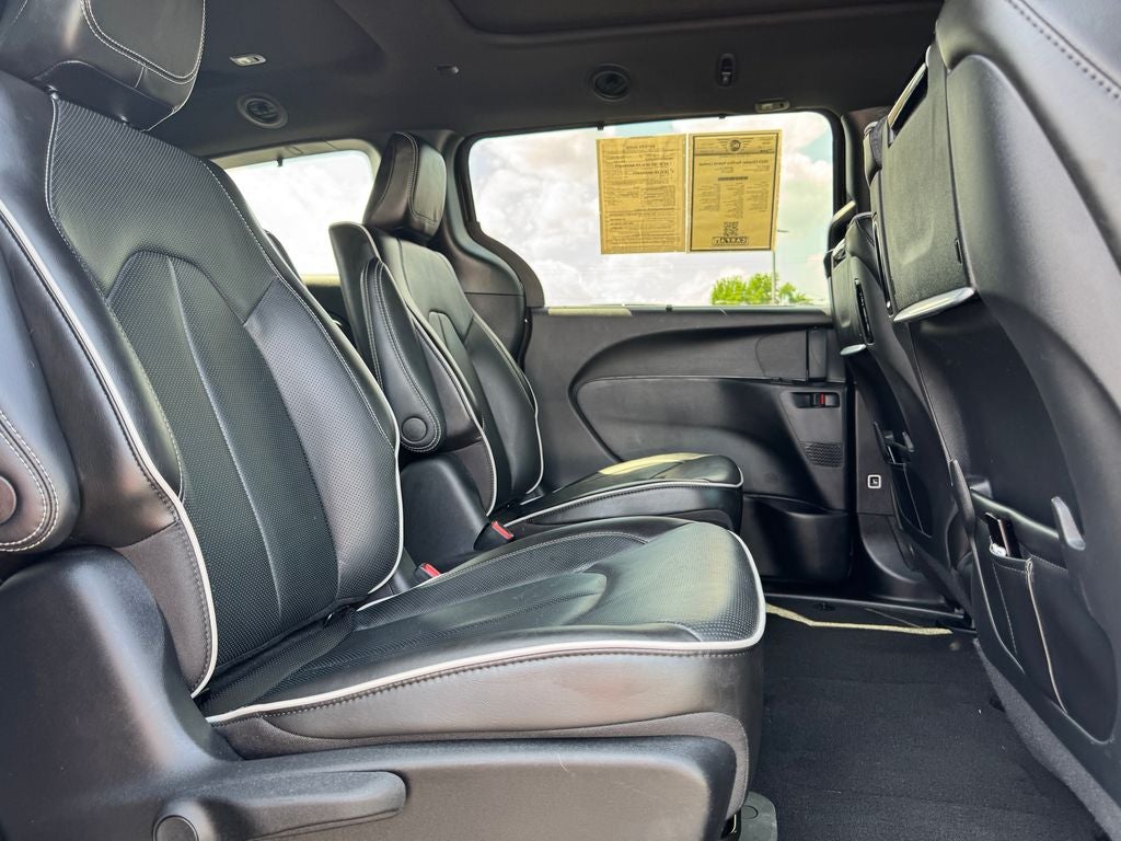 2022 Chrysler Pacifica Hybrid Limited