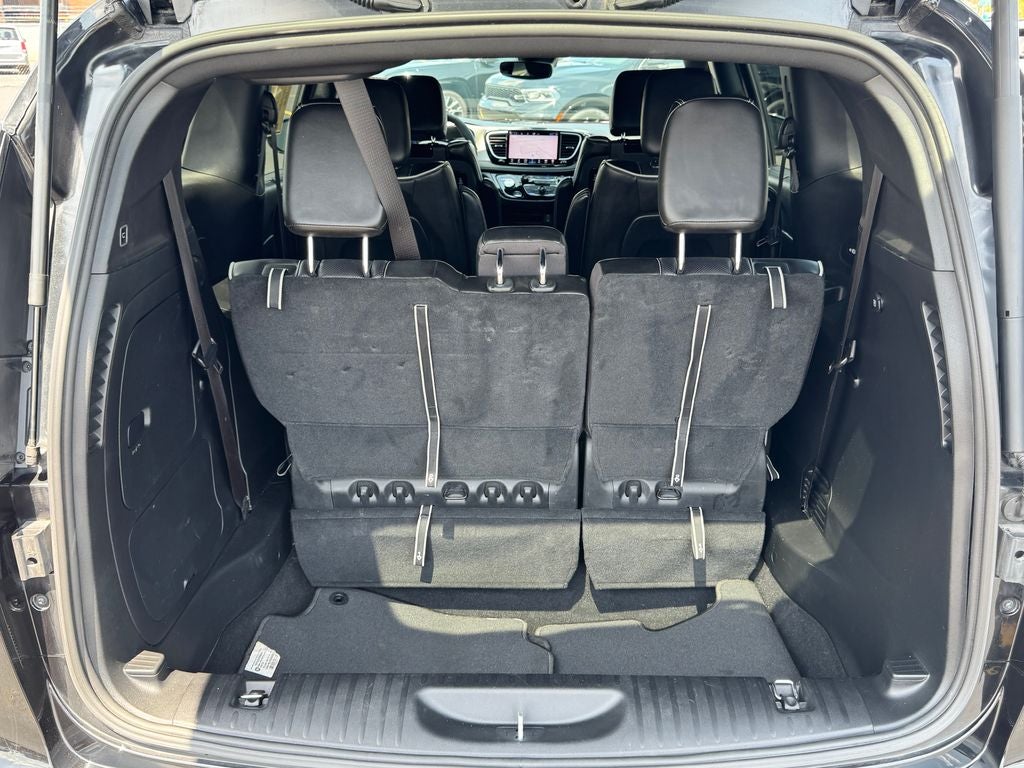 2022 Chrysler Pacifica Hybrid Limited