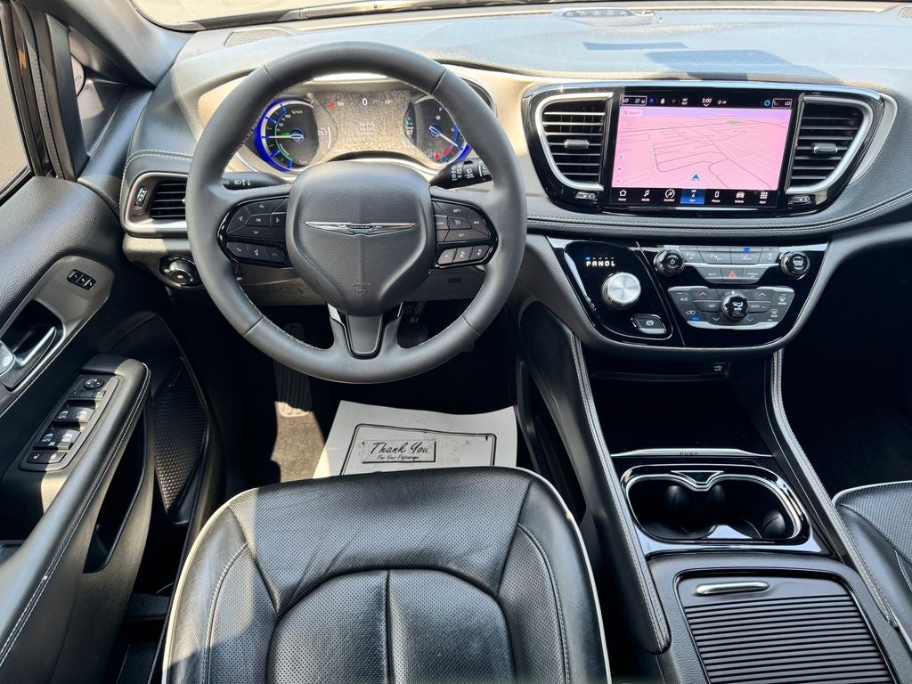 2022 Chrysler Pacifica Hybrid Limited