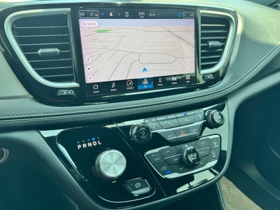 2022 Chrysler Pacifica Hybrid Limited