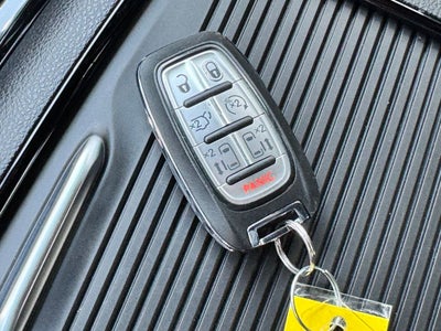 2022 Chrysler Pacifica Hybrid Limited