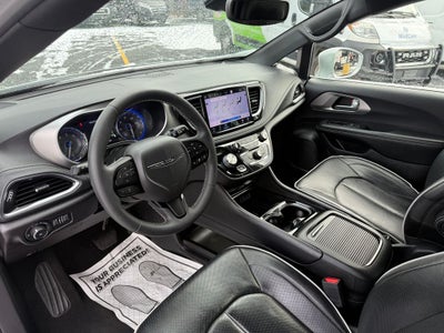 2022 Chrysler Pacifica Limited