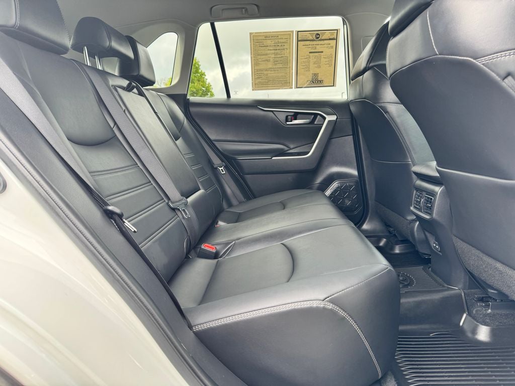 2022 Toyota RAV4 XLE Premium