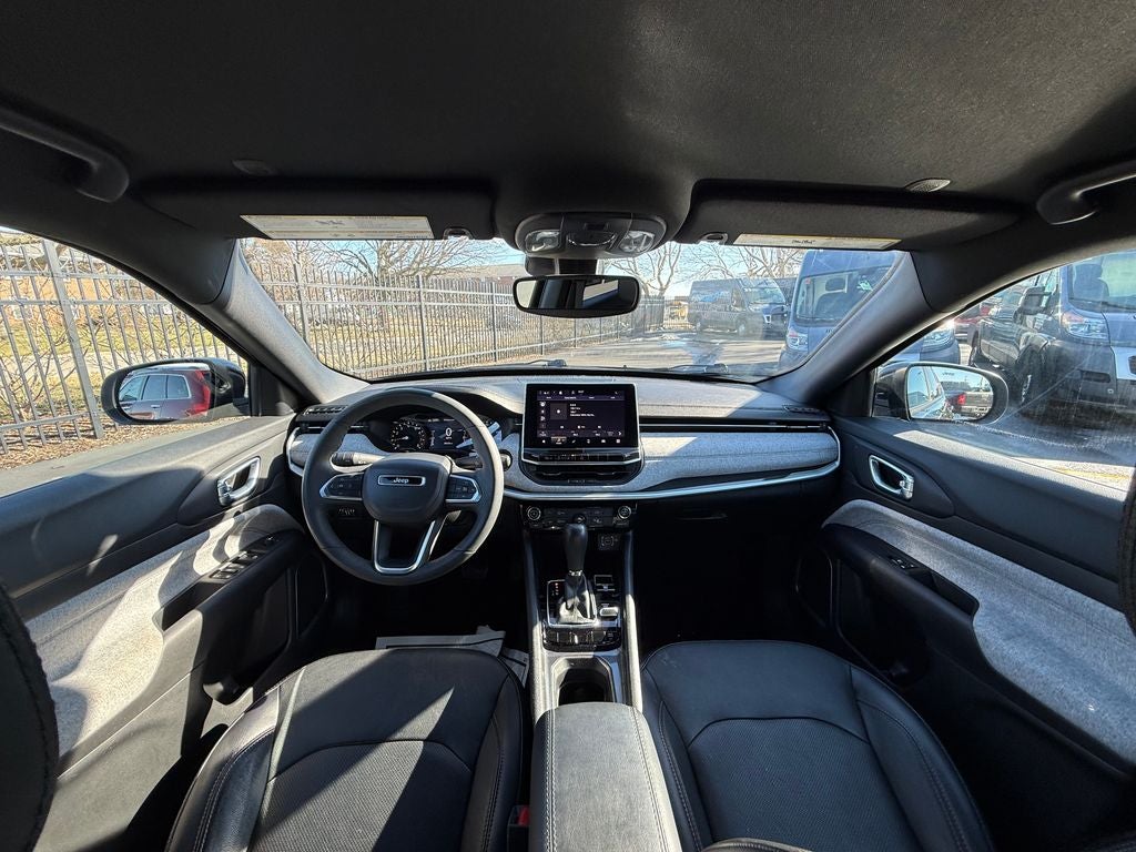 2023 Jeep Compass Latitude Lux