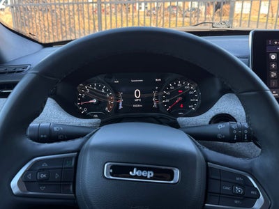 2023 Jeep Compass Latitude Lux