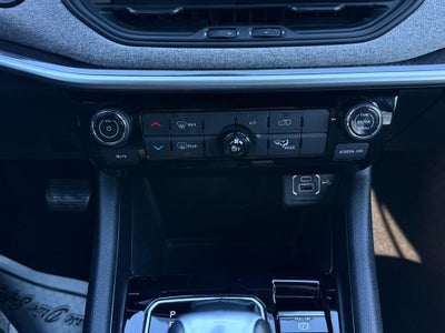 2023 Jeep Compass Latitude Lux