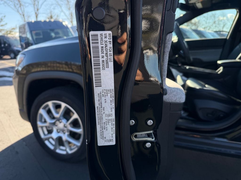 2023 Jeep Compass Latitude Lux