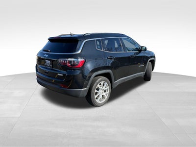 2023 Jeep Compass Latitude Lux