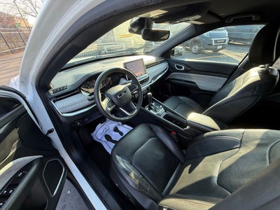 2023 Jeep Compass Latitude Lux