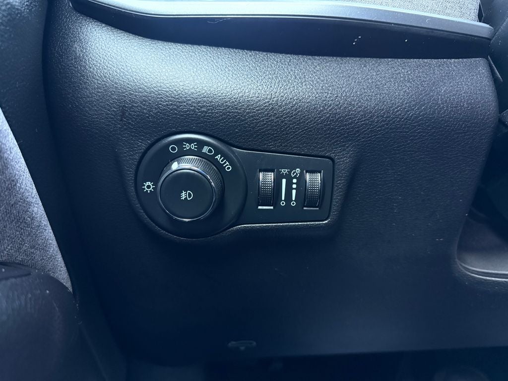 2023 Jeep Compass Latitude Lux