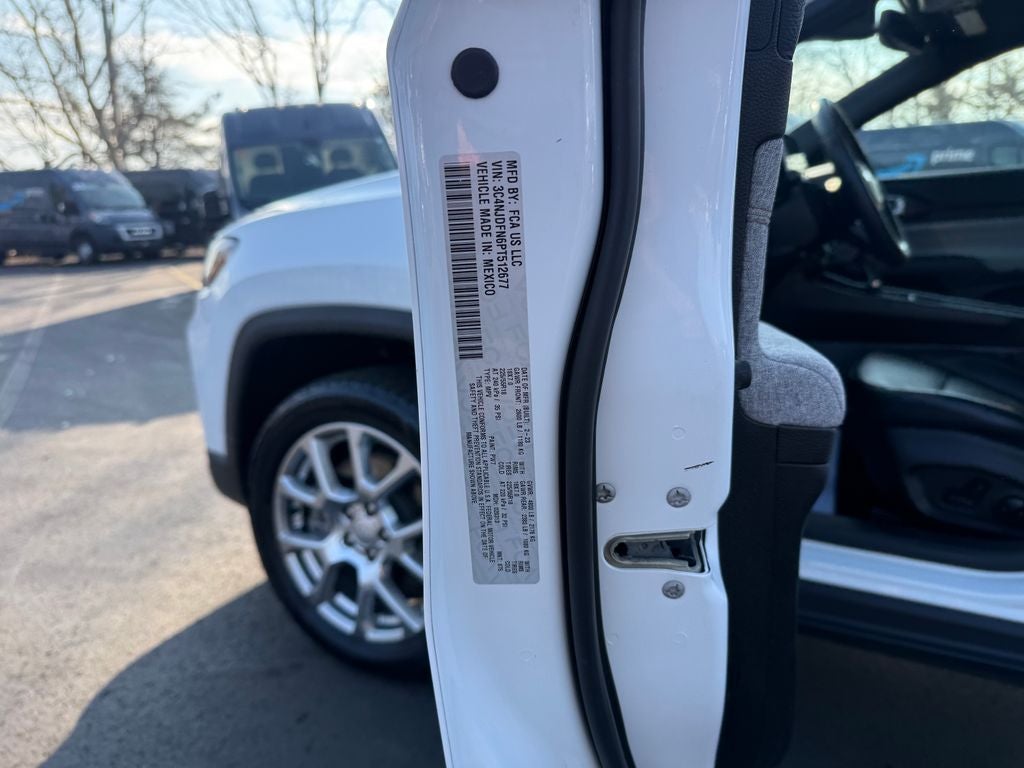 2023 Jeep Compass Latitude Lux