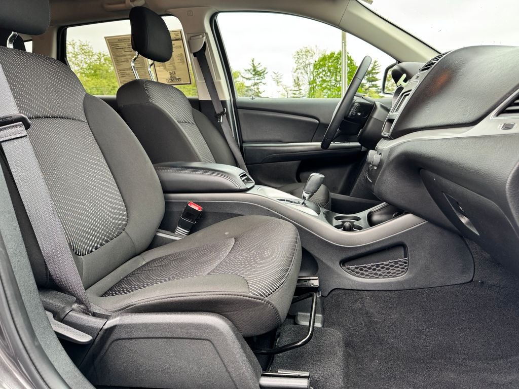 2020 Dodge Journey SE