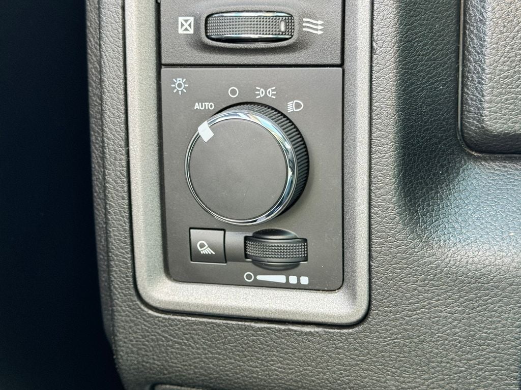 2021 RAM 1500 Classic Tradesman