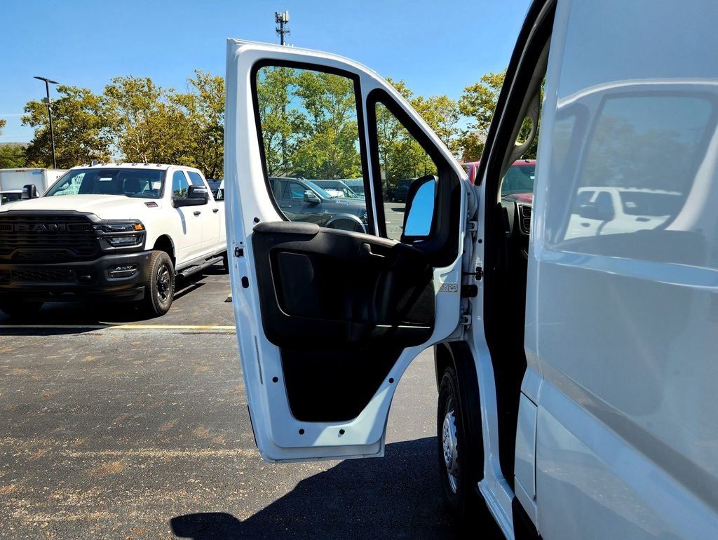 2025 RAM ProMaster 1500 Low Roof