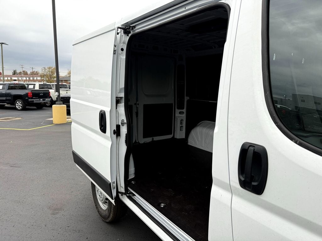 2026 RAM ProMaster 1500 Low Roof