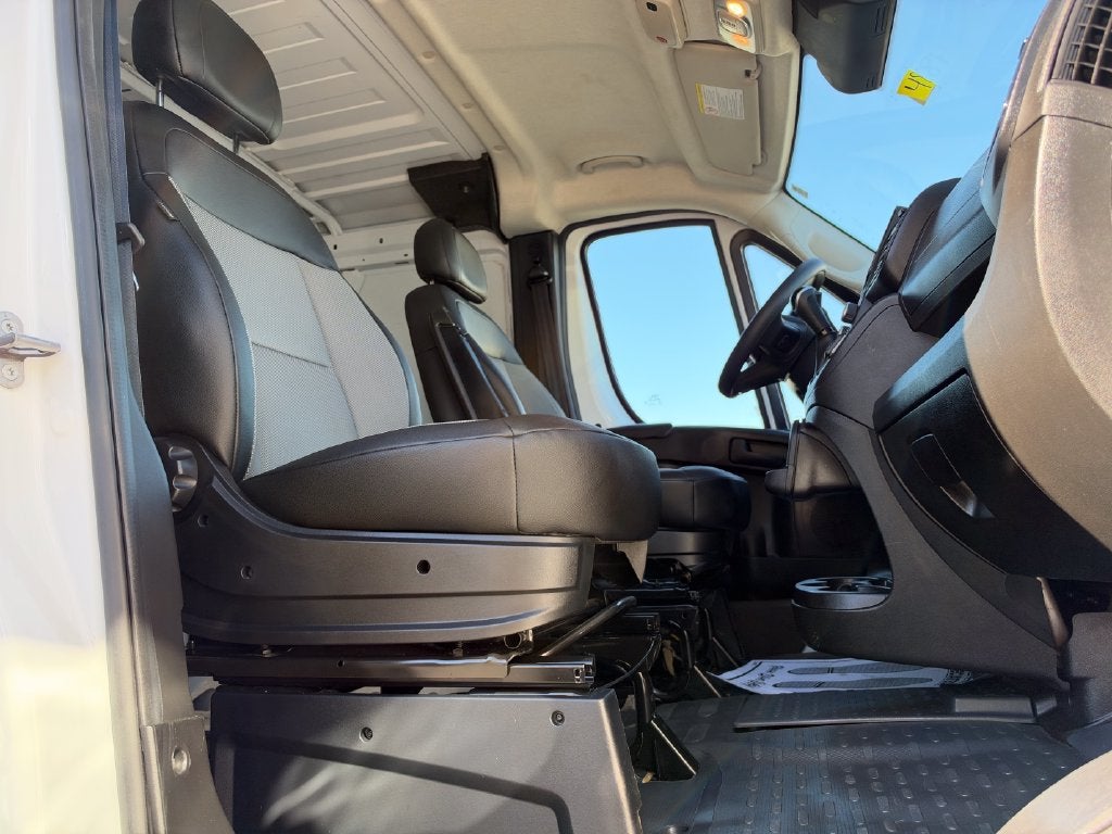 2025 RAM ProMaster 2500 Base