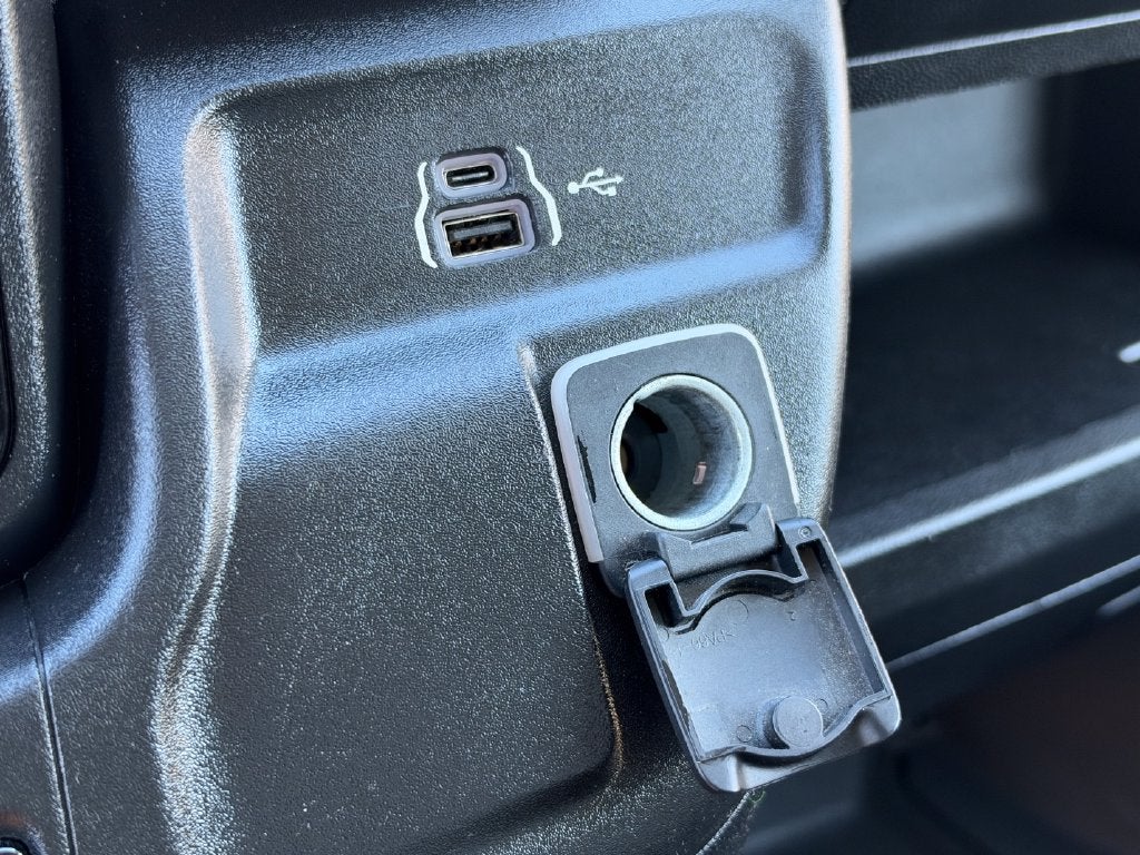 2025 RAM ProMaster 2500 Base
