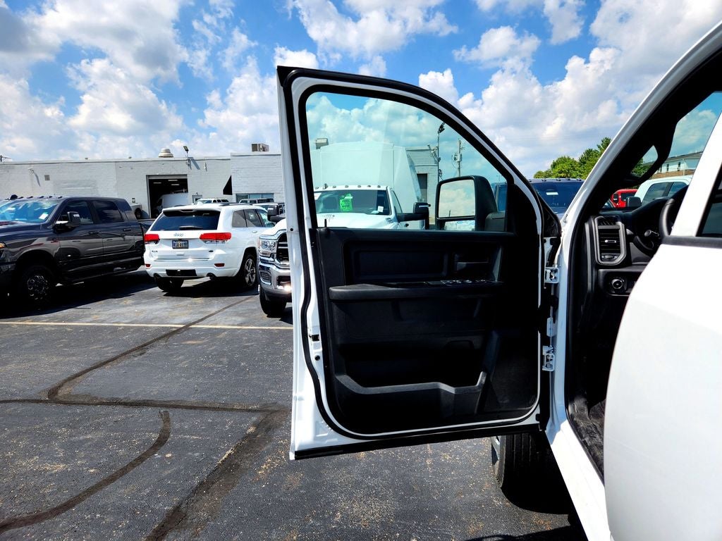 2025 RAM 5500HD Tradesman