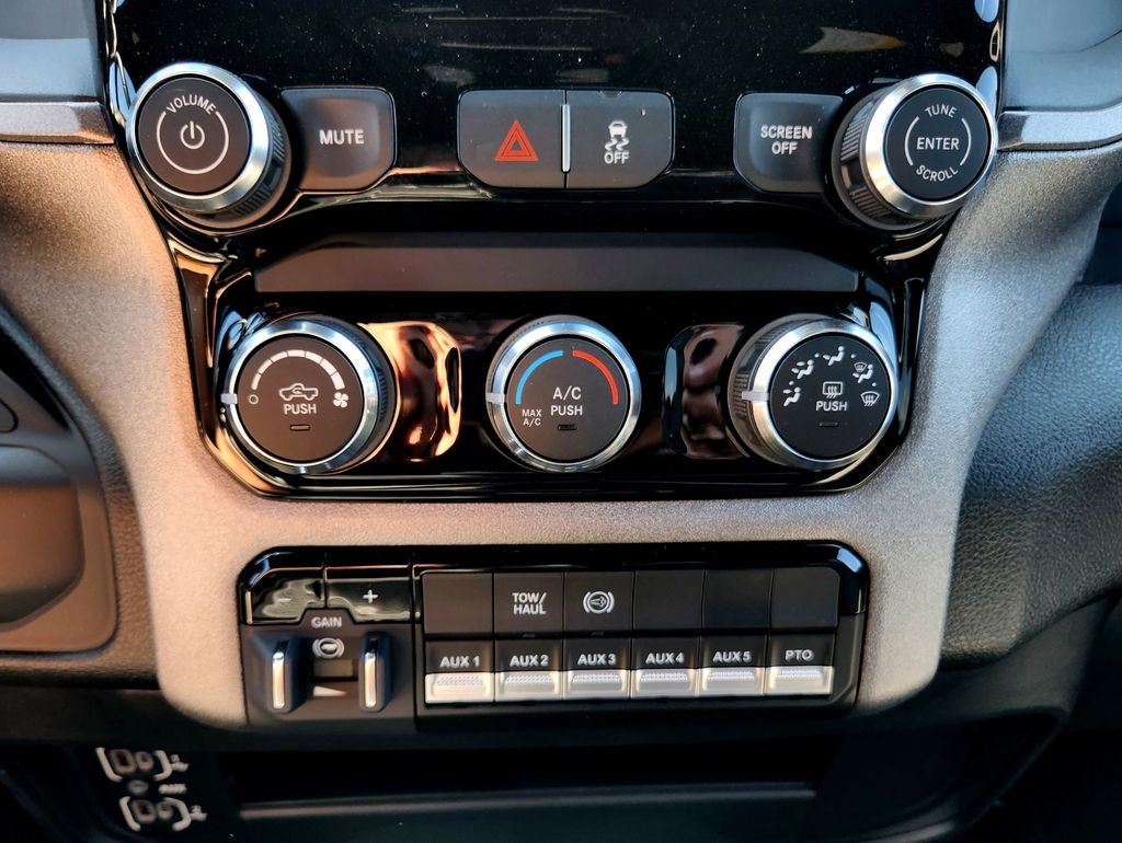 2026 RAM 5500HD Tradesman