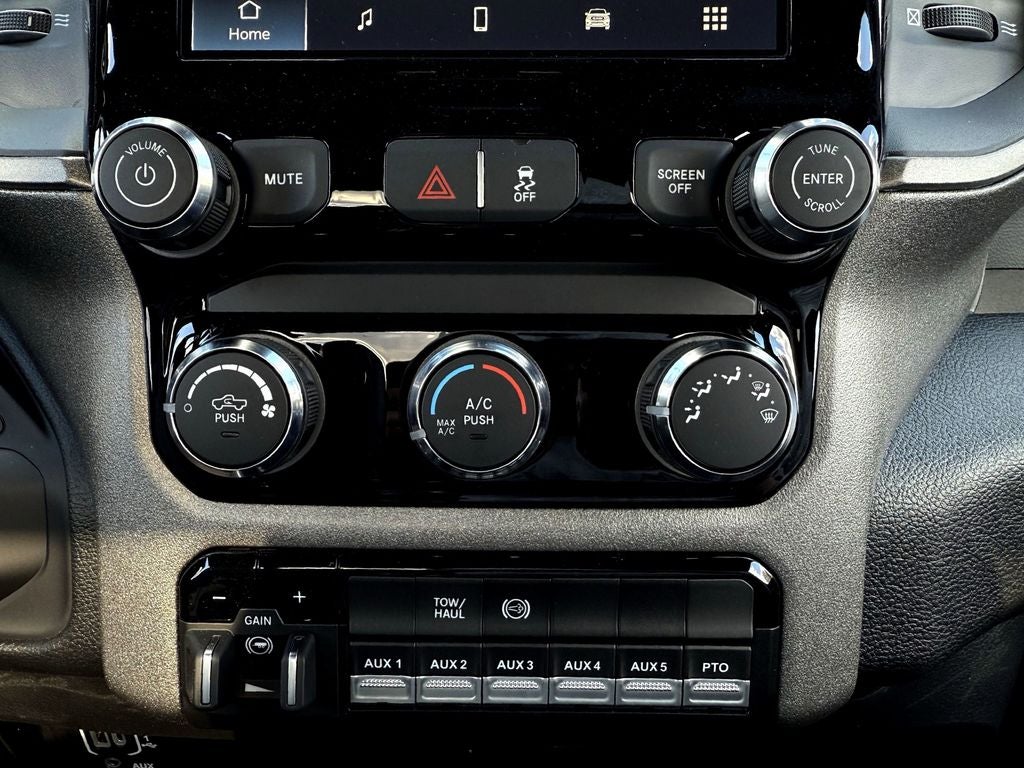 2026 RAM 3500 Tradesman 167.5 WB