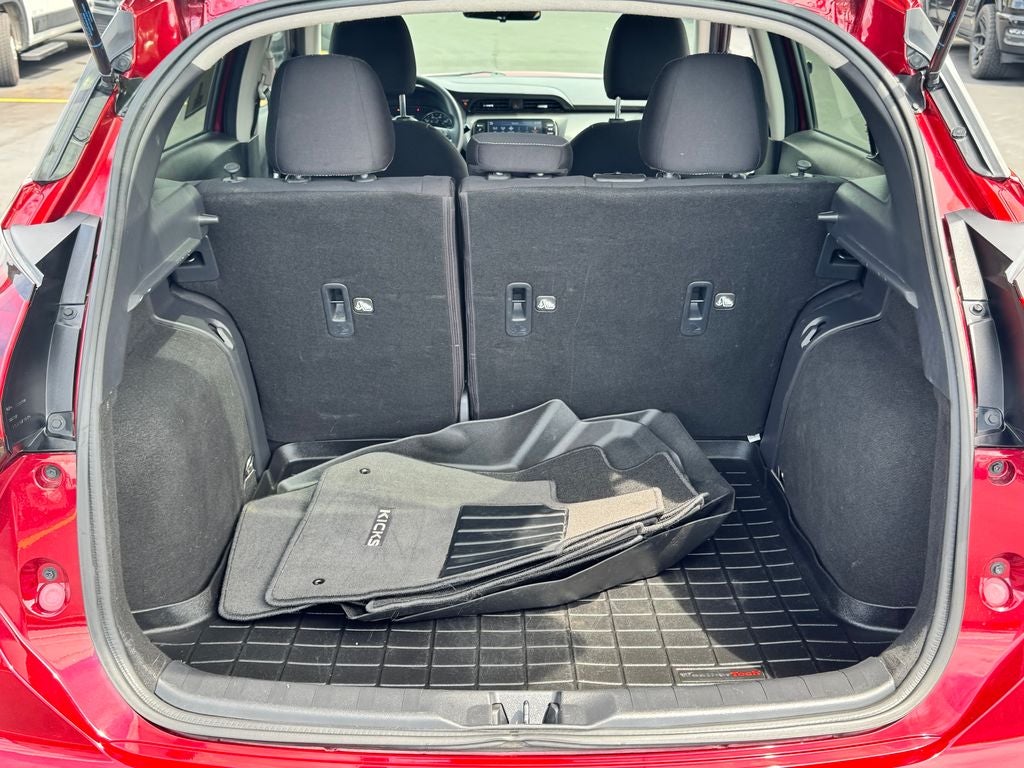 2021 Nissan Kicks SV