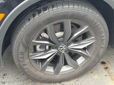 2023 Volkswagen Tiguan 2.0T SE