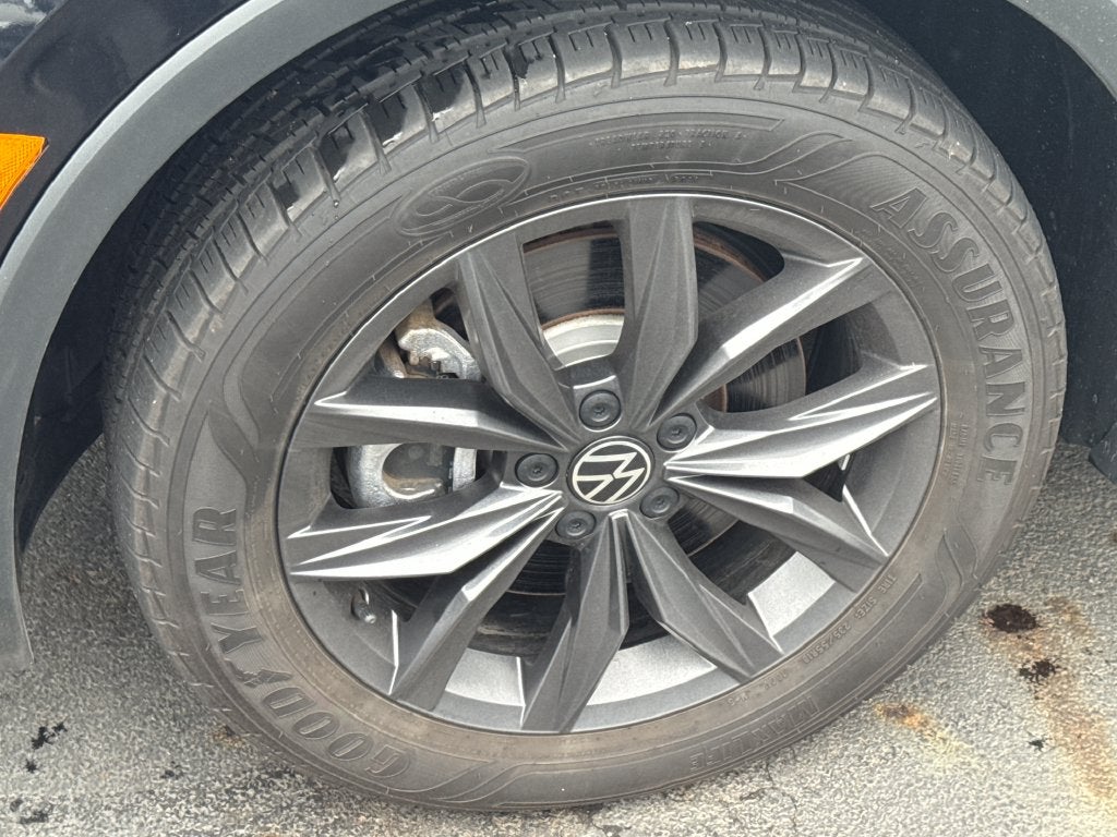 2023 Volkswagen Tiguan 2.0T SE