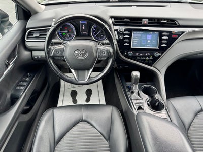 2019 Toyota Camry Hybrid SE