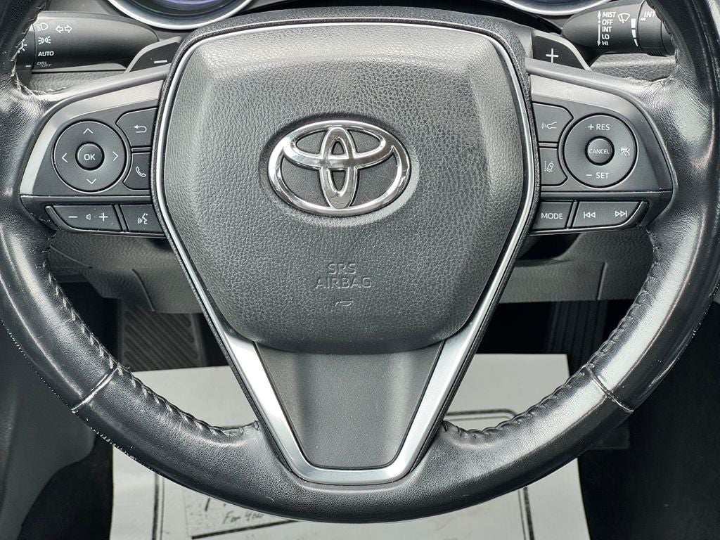 2019 Toyota Camry Hybrid SE