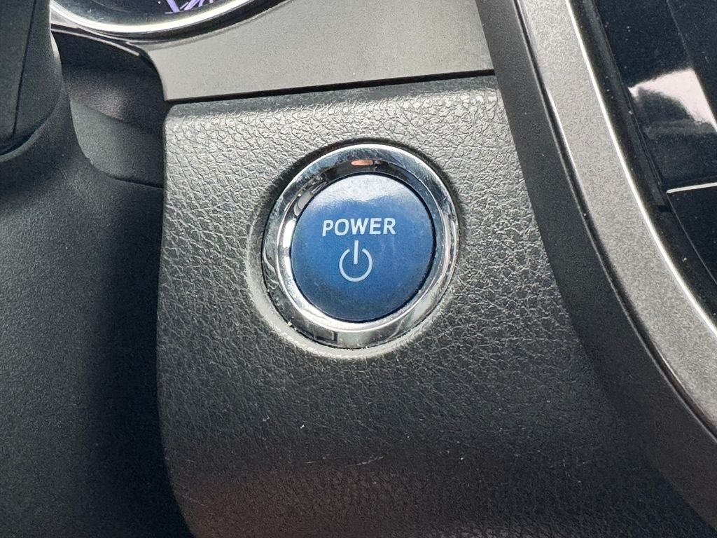 2019 Toyota Camry Hybrid SE