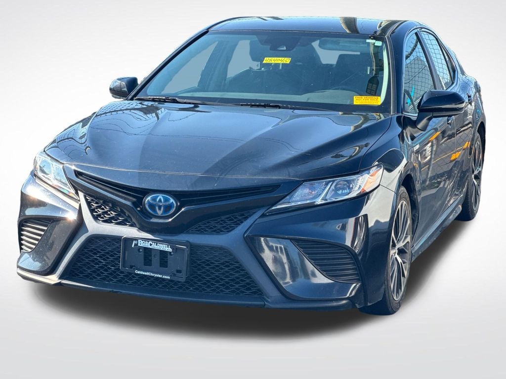 2019 Toyota Camry Hybrid SE