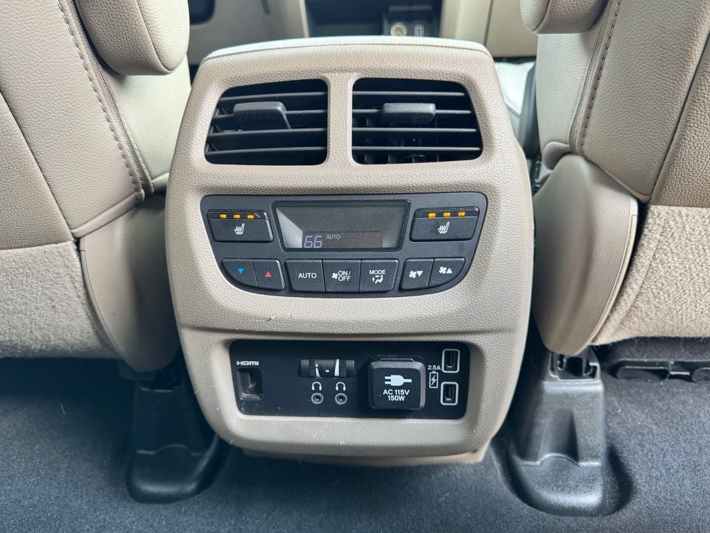 2019 Honda Pilot Touring 8 Passenger