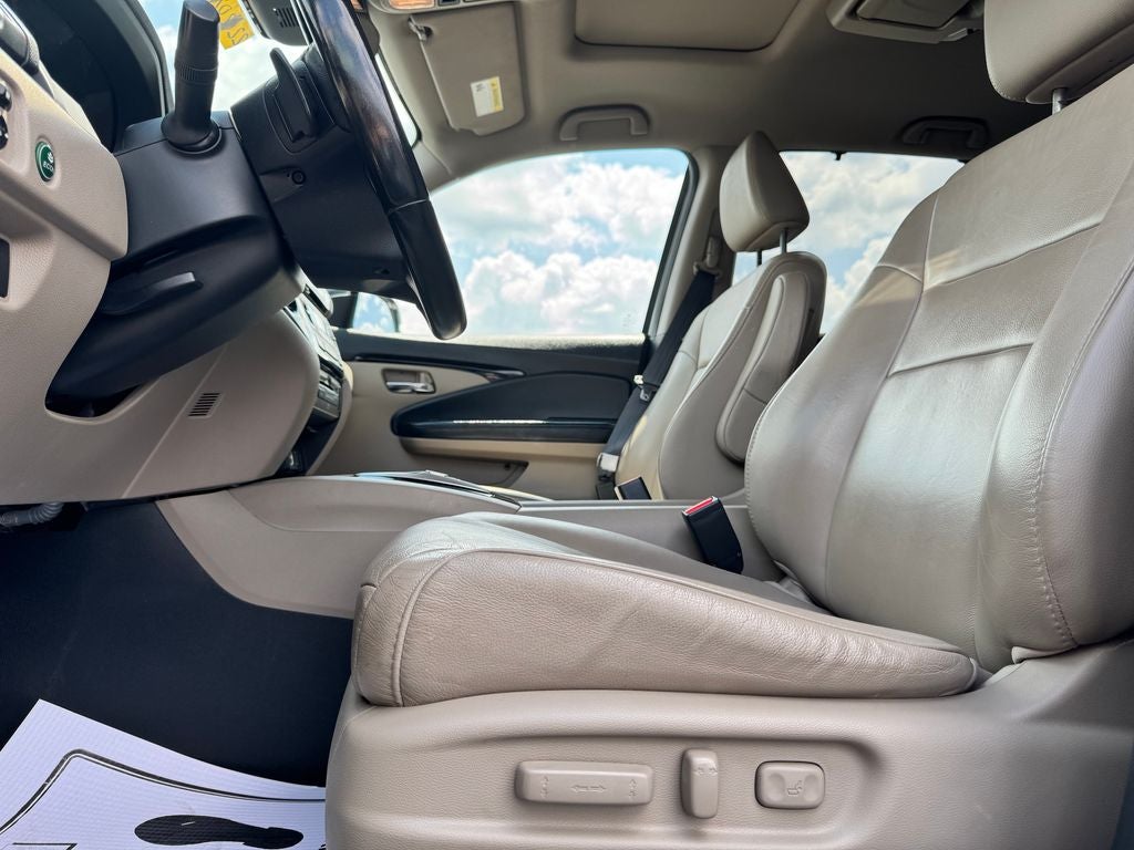 2019 Honda Pilot Touring 8 Passenger