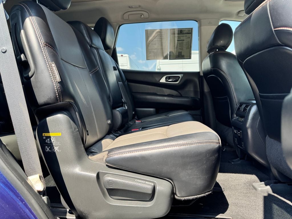 2019 Nissan Pathfinder SL