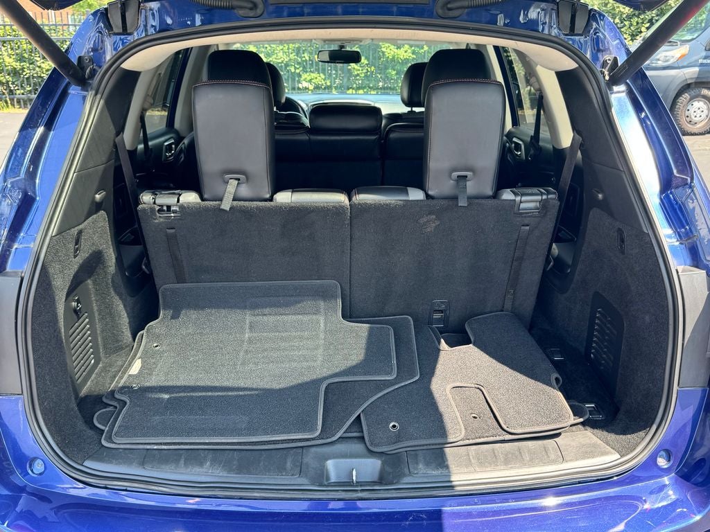 2019 Nissan Pathfinder SL