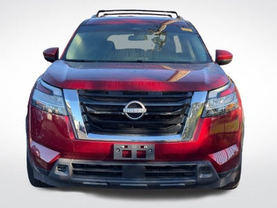 2022 Nissan Pathfinder SV