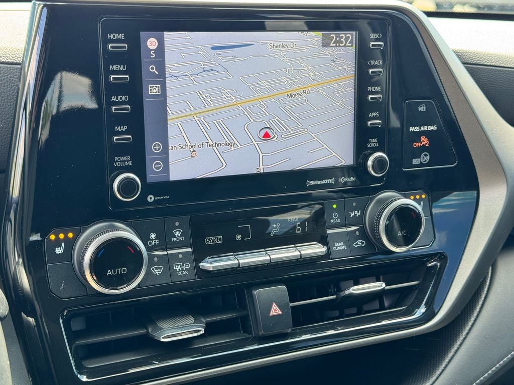 2021 Toyota Highlander Hybrid XLE