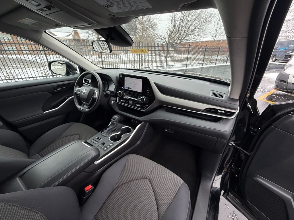 2023 Toyota Highlander L