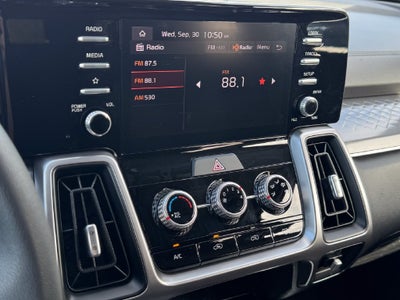 2023 Kia Sorento LX