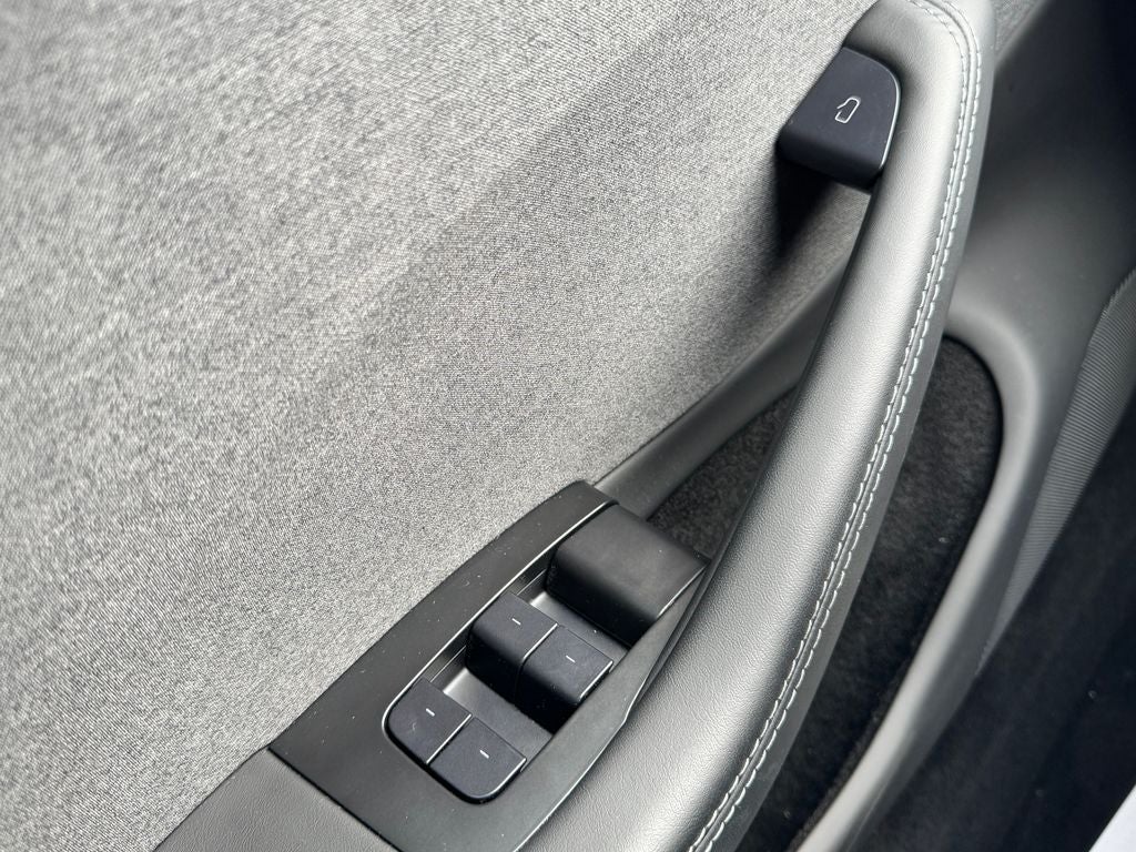 2024 Tesla Model 3 Base