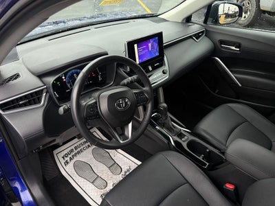 2024 Toyota Corolla Cross XLE