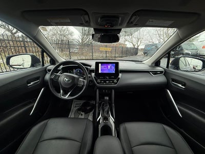 2024 Toyota Corolla Cross XLE