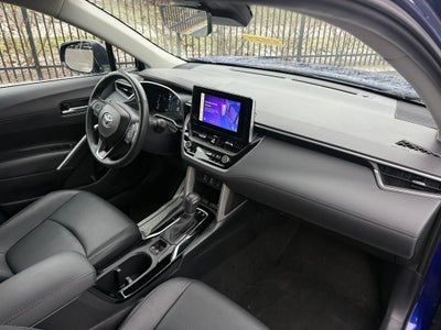 2024 Toyota Corolla Cross XLE
