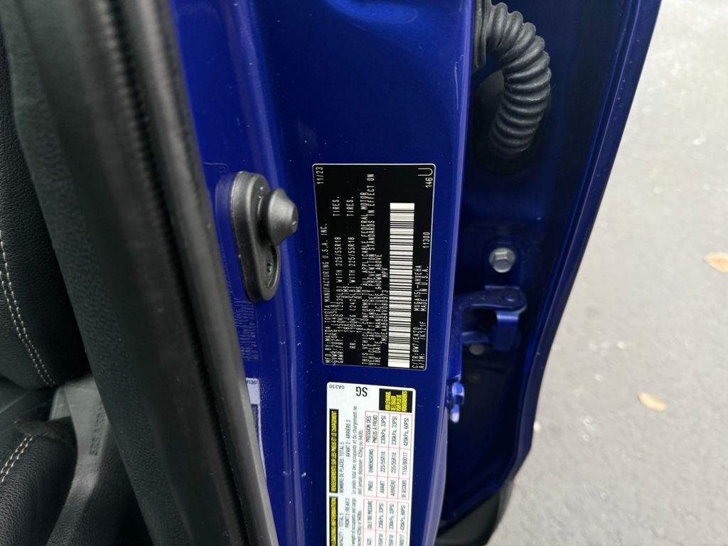 2024 Toyota Corolla Cross XLE