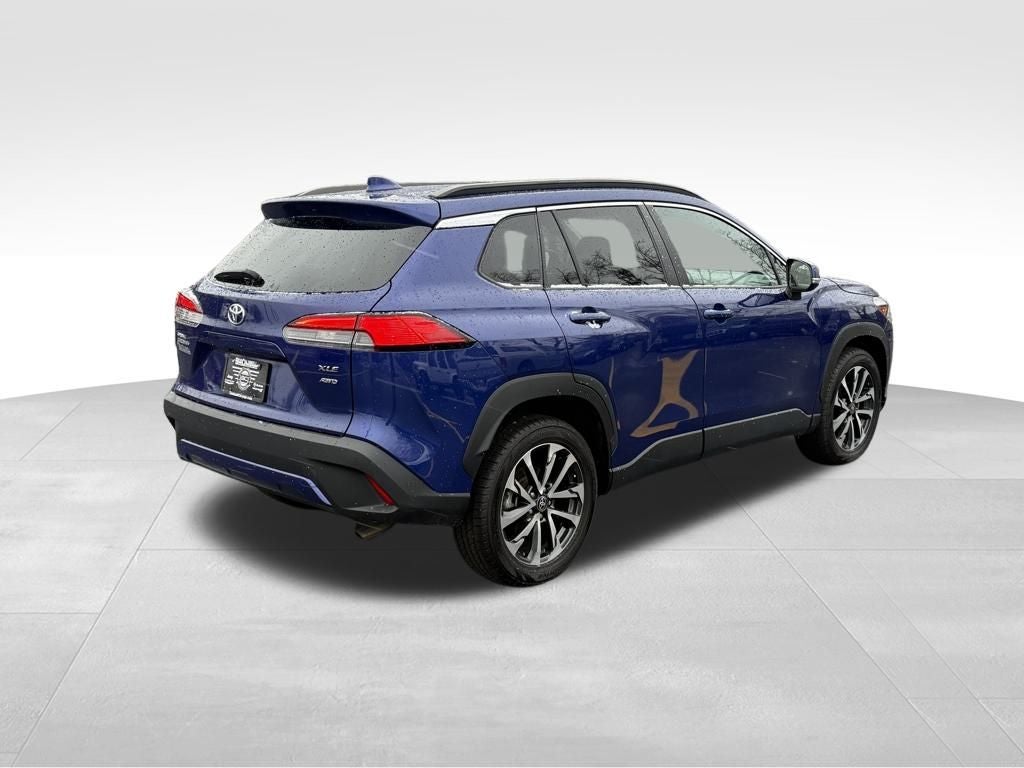 2024 Toyota Corolla Cross XLE