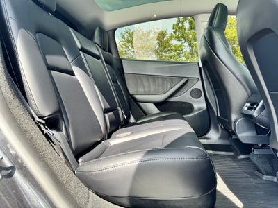 2024 Tesla Model Y Base