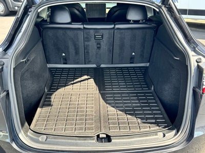 2024 Tesla Model Y Base