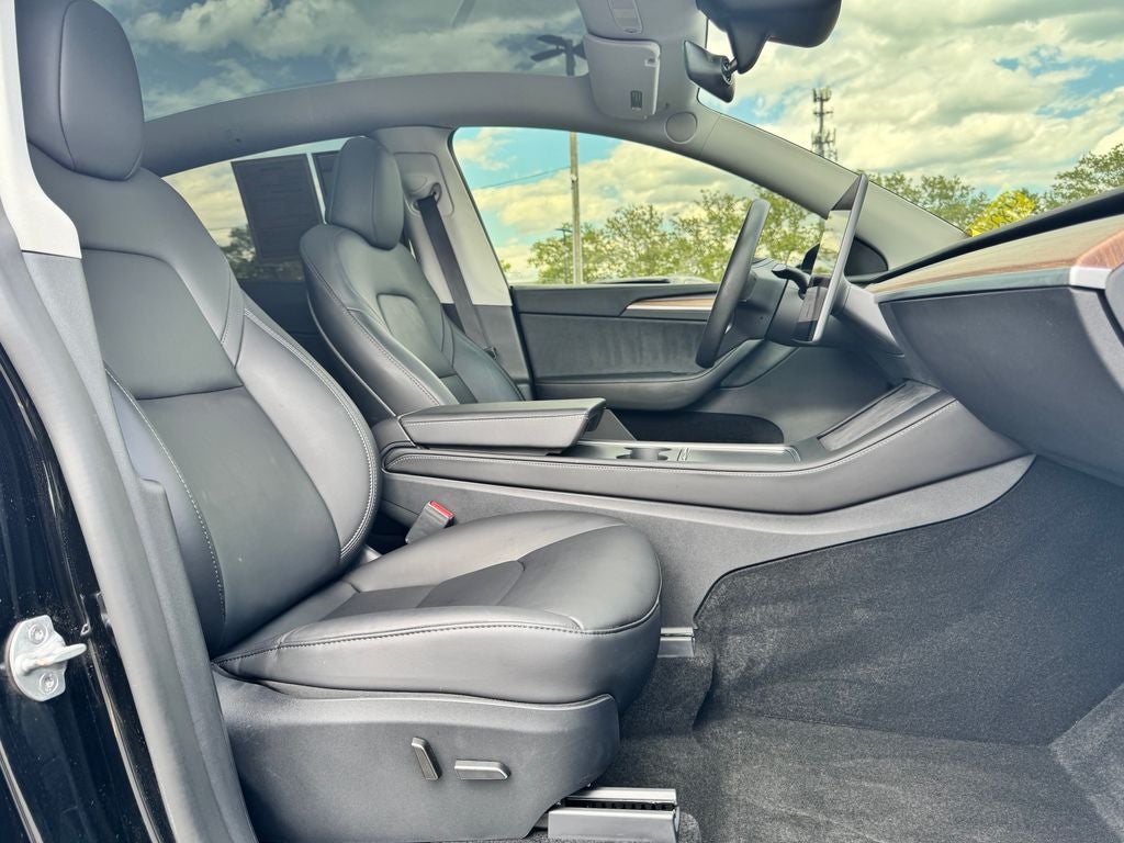 2024 Tesla Model Y Performance