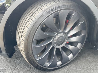 2024 Tesla Model Y Performance