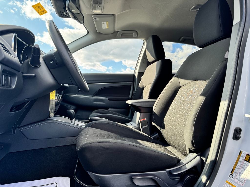 2025 Mitsubishi Outlander Sport 2.0 ES